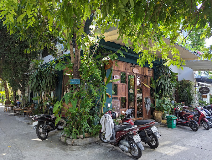 SakeCafé & Workspace