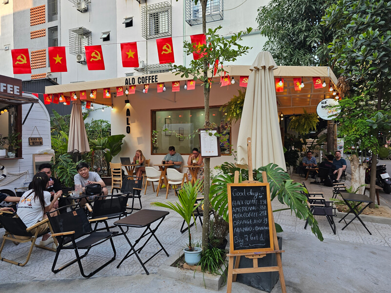 Alo Gỗ Coffee ( Best selling Salt coffee and animal)